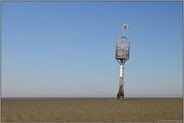 Rettungsbarke Nr. 4... Wattenmeer *Nordsee* vor Cuxhaven bei Niedrigwasser